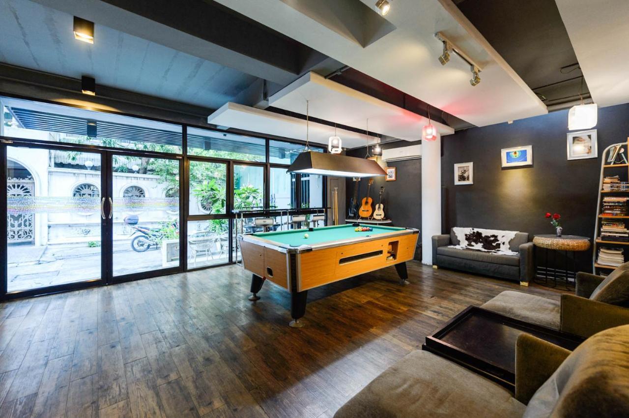 Cheqinn Hostel - Sukhumvit 4 Nana Plaza Banguecoque Exterior foto